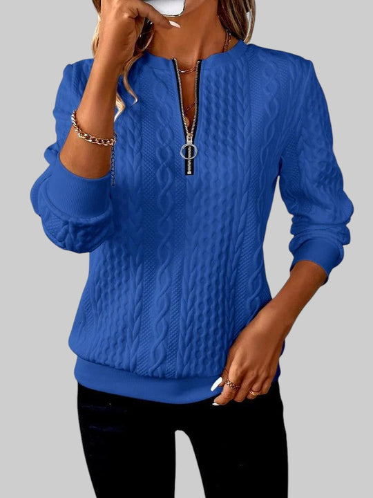 Йоана - Дамски плетен пуловер с цип и плитки