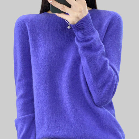 Любика | Топъл пуловер за студени дни